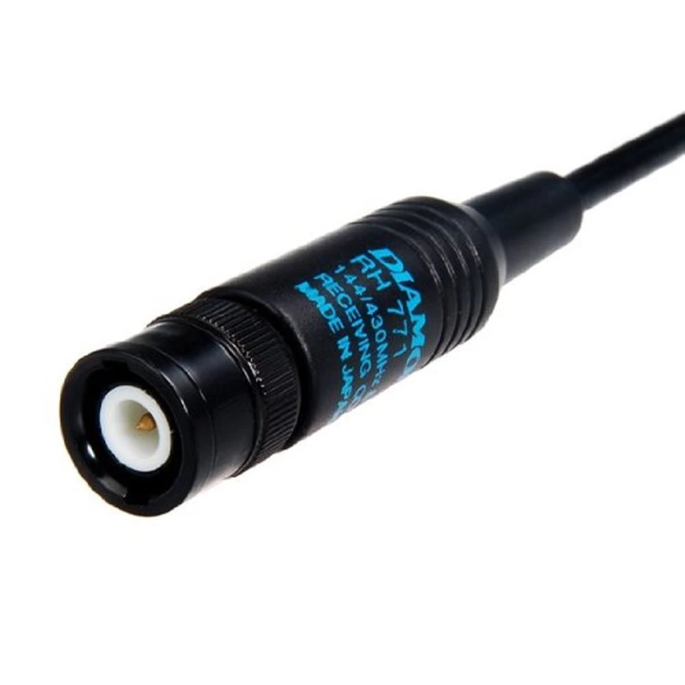 Detalle del conector SMA macho de antena Baofeng 36 cm