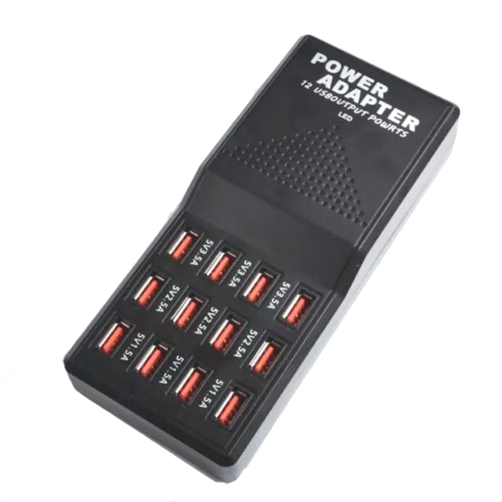 Cargador multi-dispositivo USB 12 puertos 5V 30A en uso