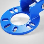 Detalle del Fender Roller para abrir paso de rueda en aletas color azul