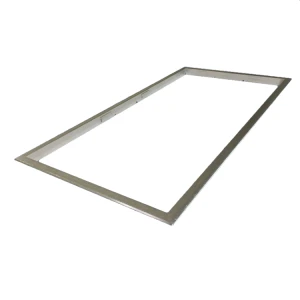Cadre d'encastrement pour panneau LED 120x30 cm pour plafonds non démontables